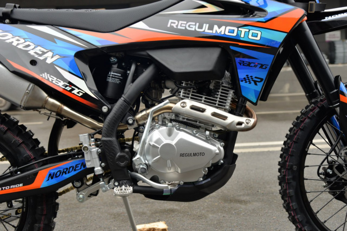 Мотоцикл Regulmoto Norden с ПТС