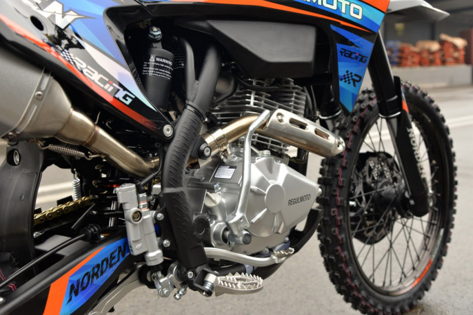 Мотоцикл Regulmoto Norden с ПТС