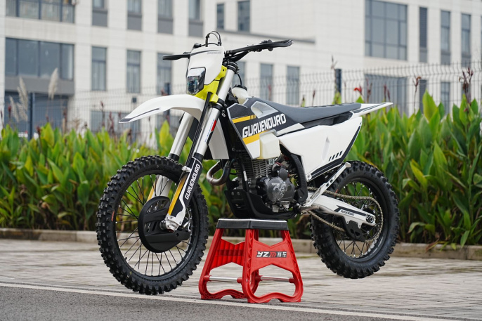 Мотоцикл GURUENDURO AIR PRO HUS