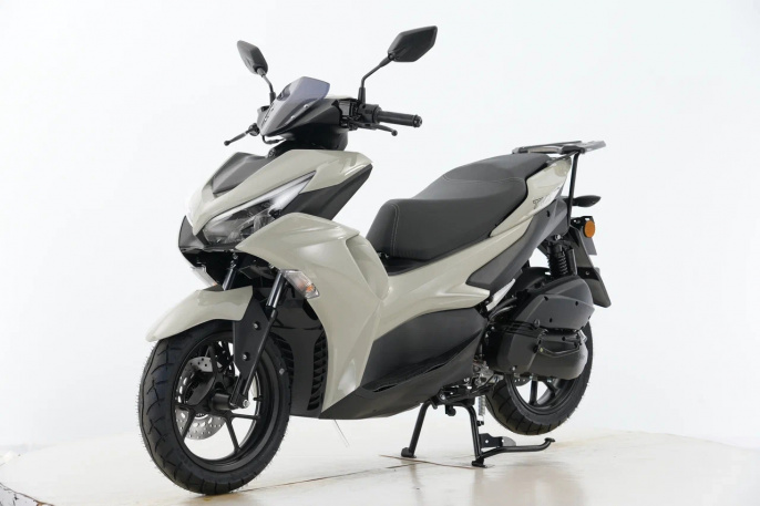 Скутер Gladiator TVX