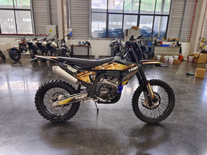 Мотоцикл TMBK REVOLTA 450 (NC450)