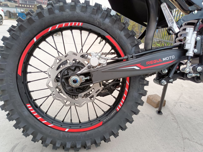 Мотоцикл Regulmoto CR-Z 350 с ПТС