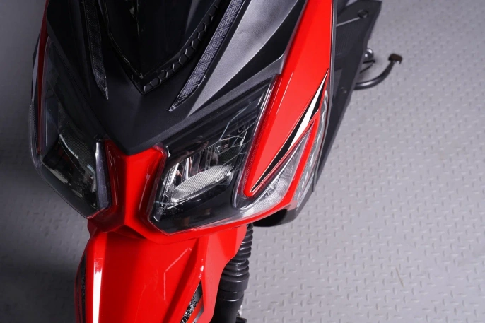 Скутер SPRMOTORS Zoom-9
