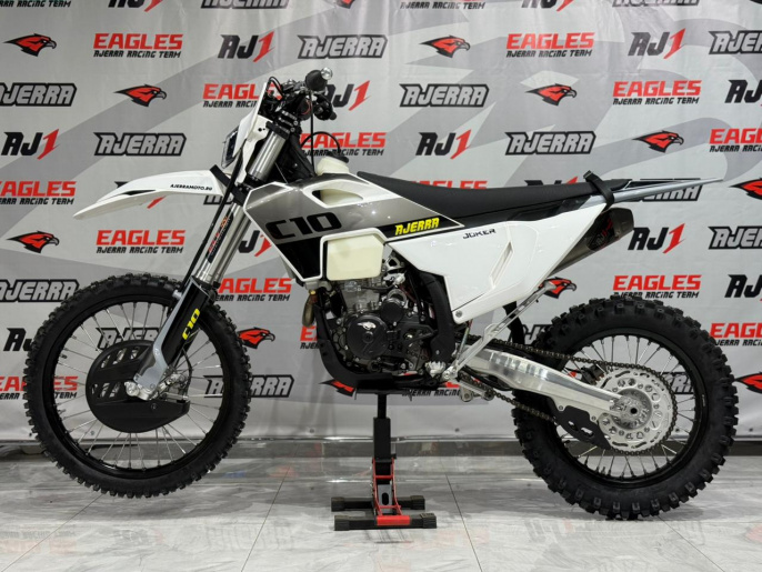 Мотоцикл AJERRA JOKER C10