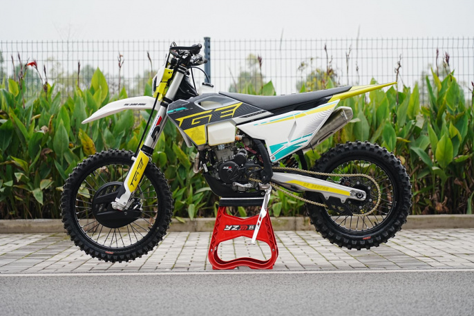 Мотоцикл GURUENDURO TRAIL PRO HUS