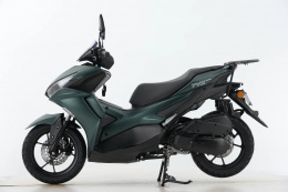 Скутер Gladiator TVX